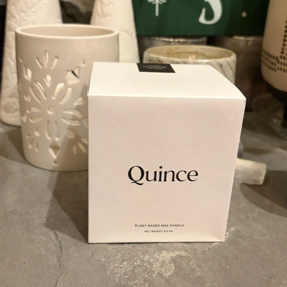 NIB Quince Dark Pomegranate Candle Ivory Glass jar spicy plum patchouli NEW box - Picture 3 of 6